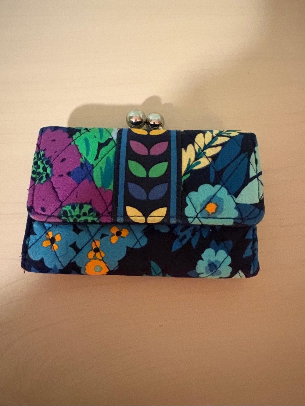 Vera Bradley Euro Wallet Midnight Blues Floral Quilted Kiss Lock Retired